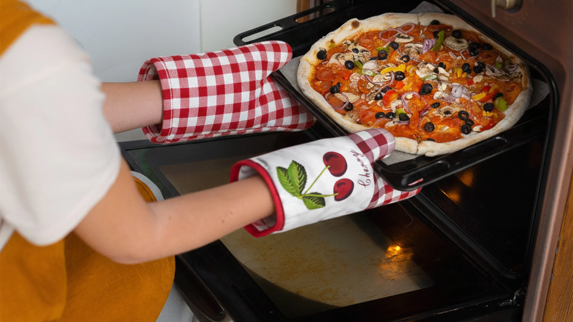 The Best Oven Mitts You Need for Kitchen