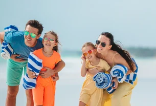 Why are White Towels Standard in Hospitality