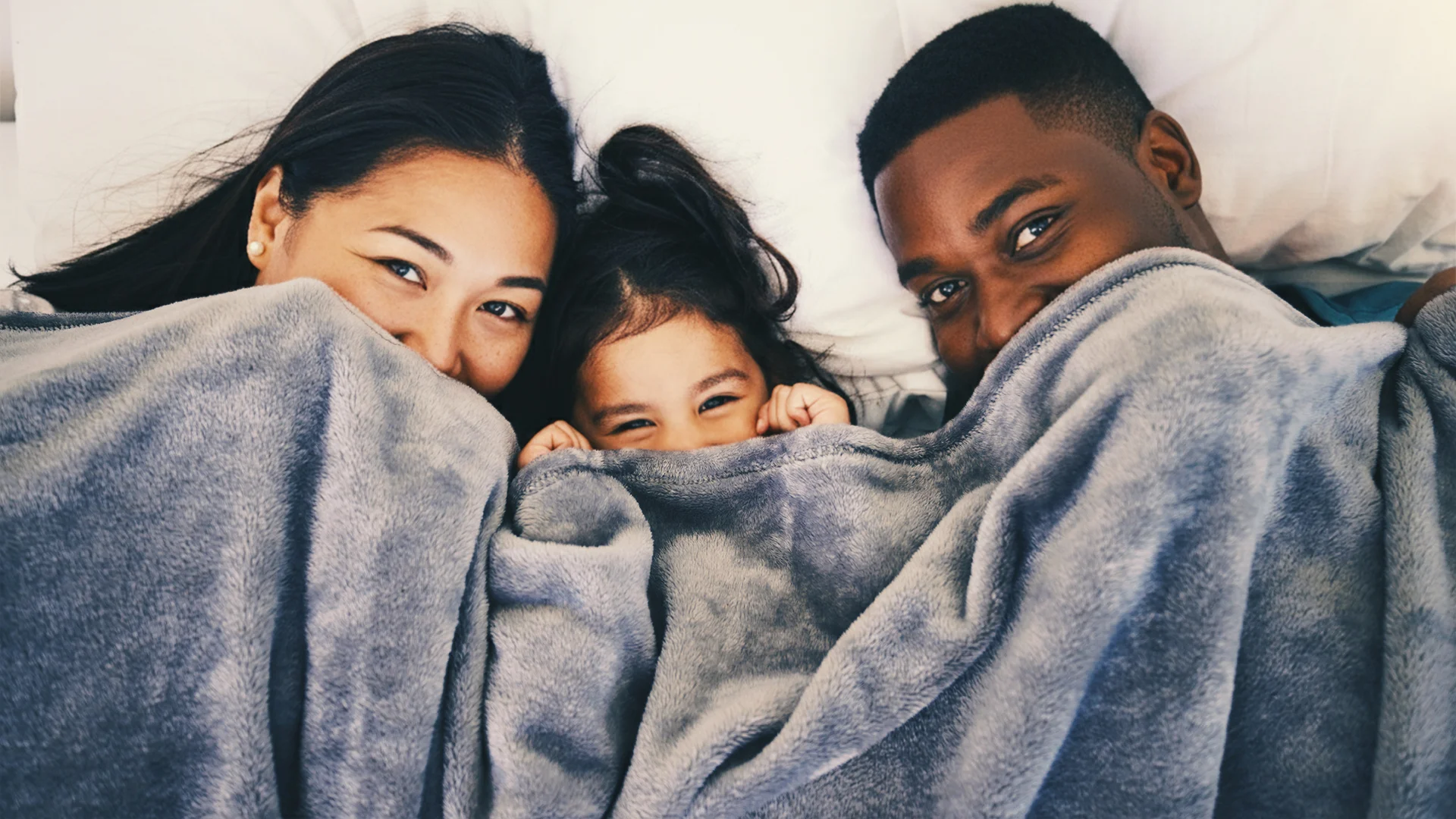 Why are Fleece Blankets Perfect for You & Your Family?